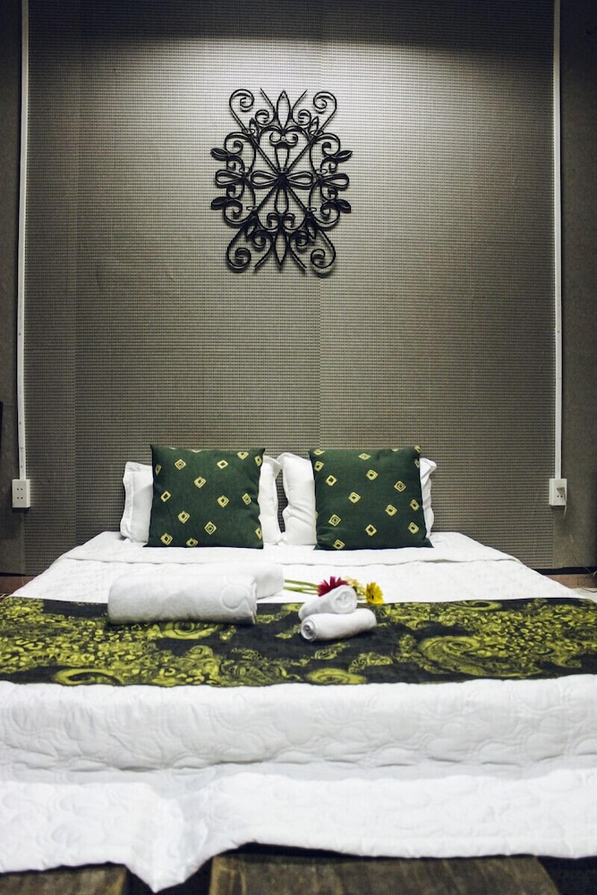 Nha Saigon