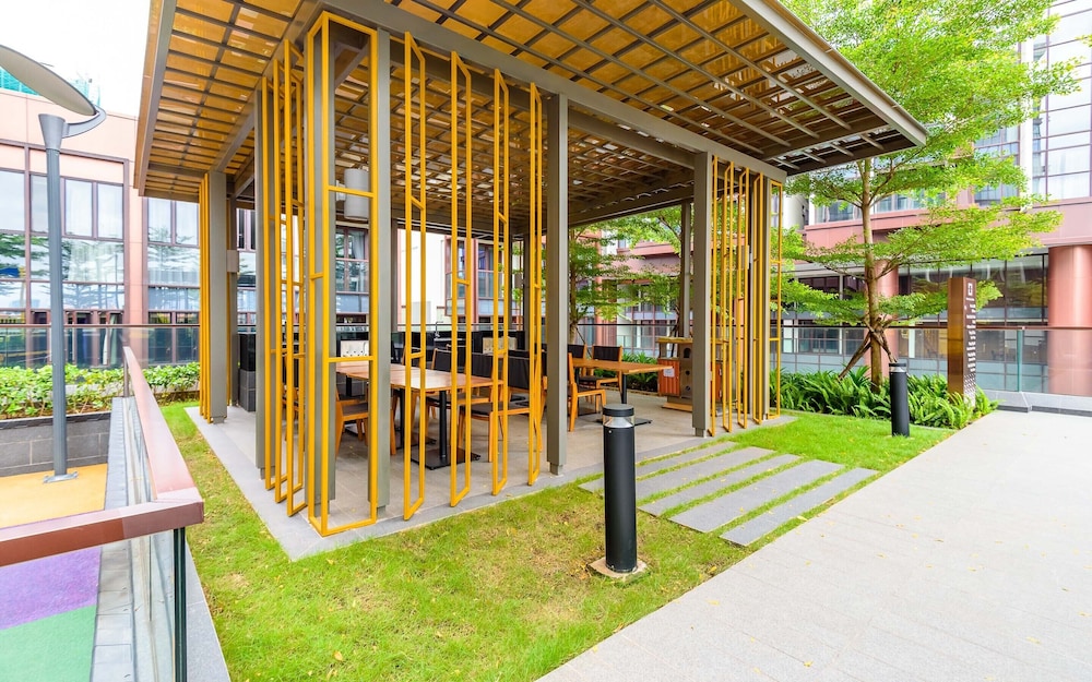 Balcony & Terrace