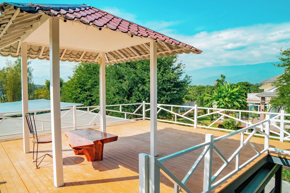 Farinda Resort & Pool Villa