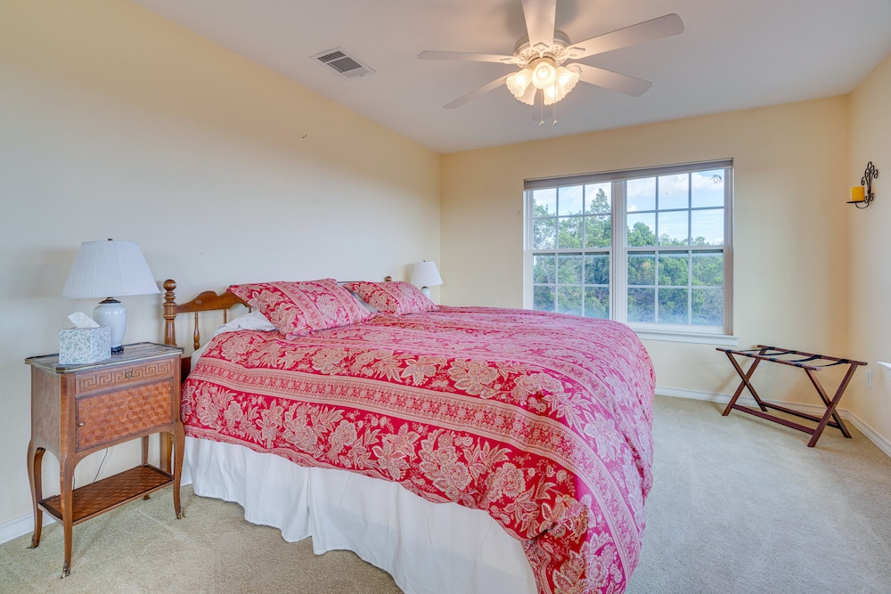 Jonestown Retreat w/ Deck: 6 Mi to Lake Travis! - Property Image 22