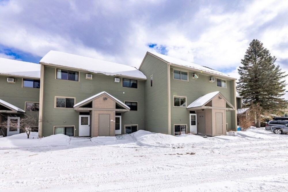 Jeffersonville Vacations - Telemark 5 4 Bedroom Condo by RedAwning - Property Image 7