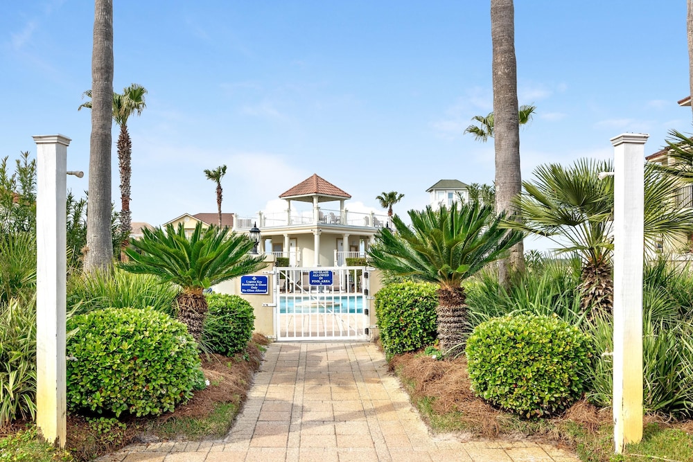 Reunion Beach House