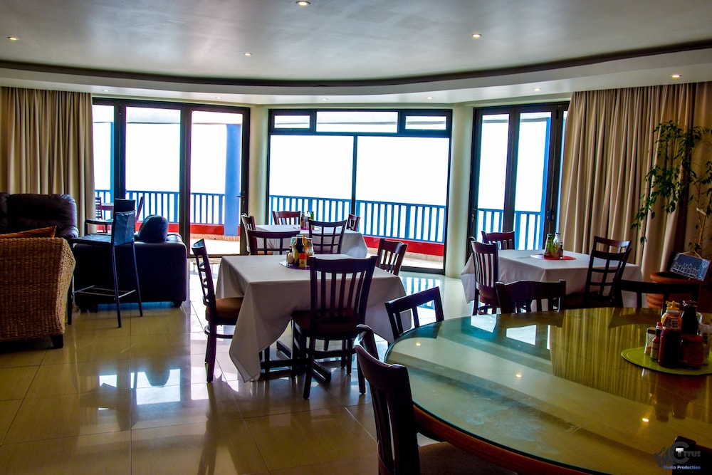 Boathouse Seaview Suites Guest House