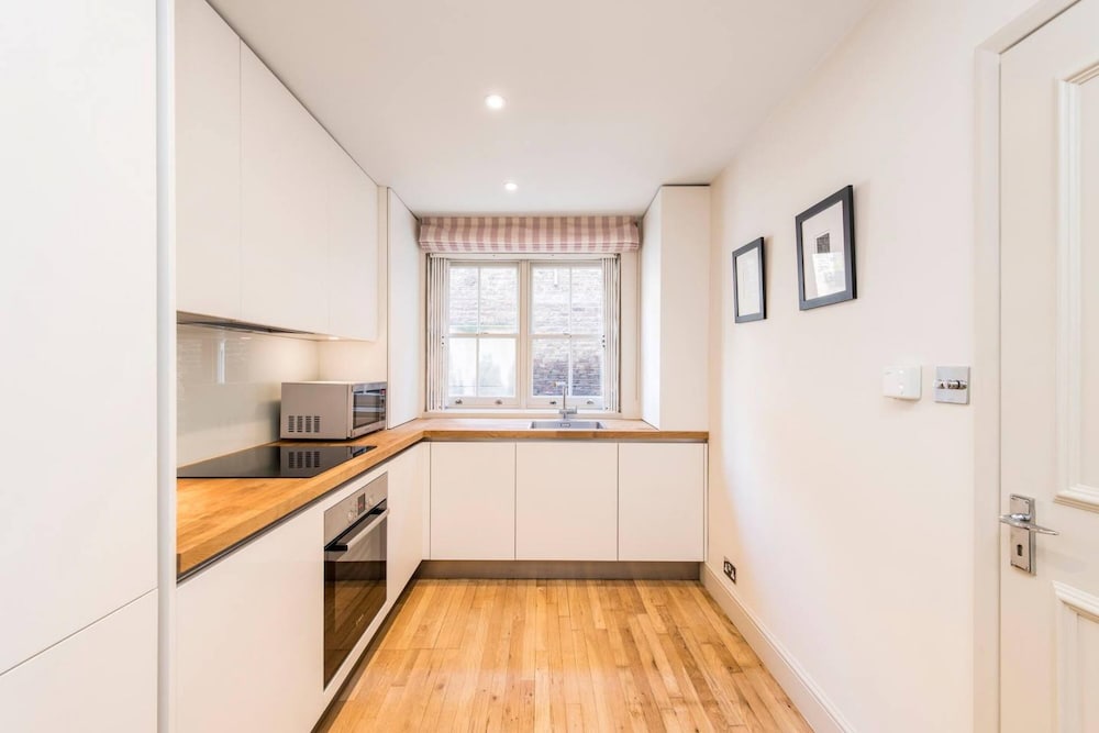 Marble Arch 3bed Family Home
