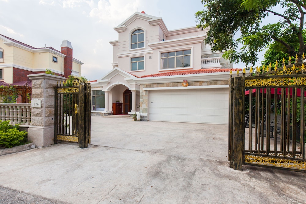 Milake Holiday Villa