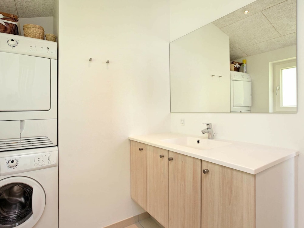10 Person Holiday Home in Blavand view 5