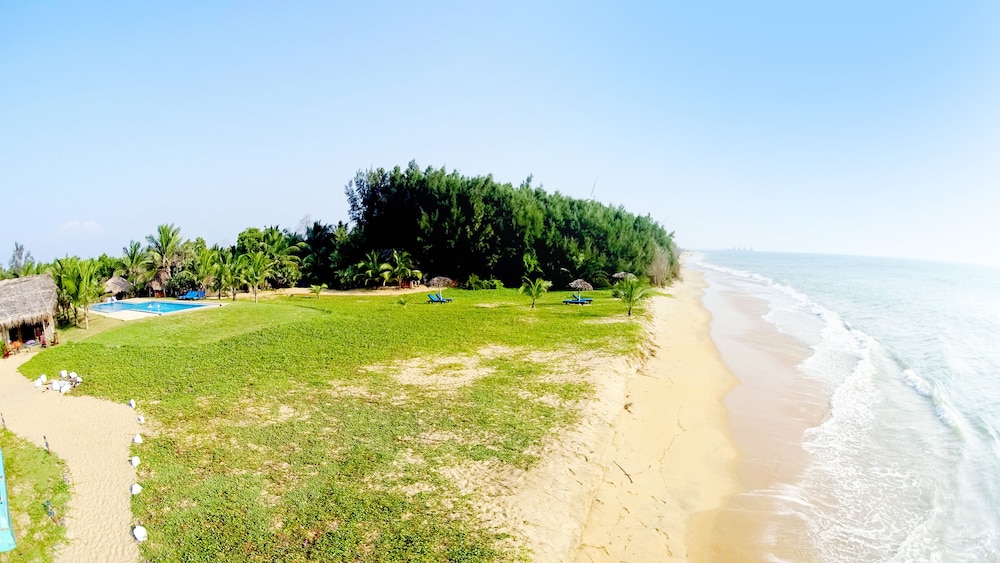 Palagama Beach