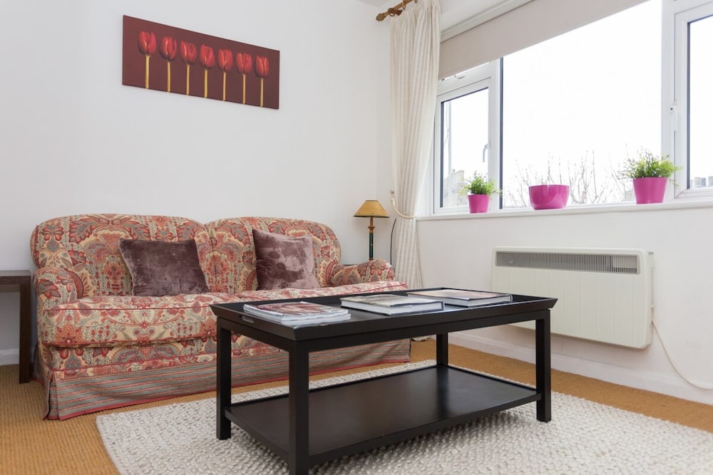 1 Bedroom Flat in South Kensington