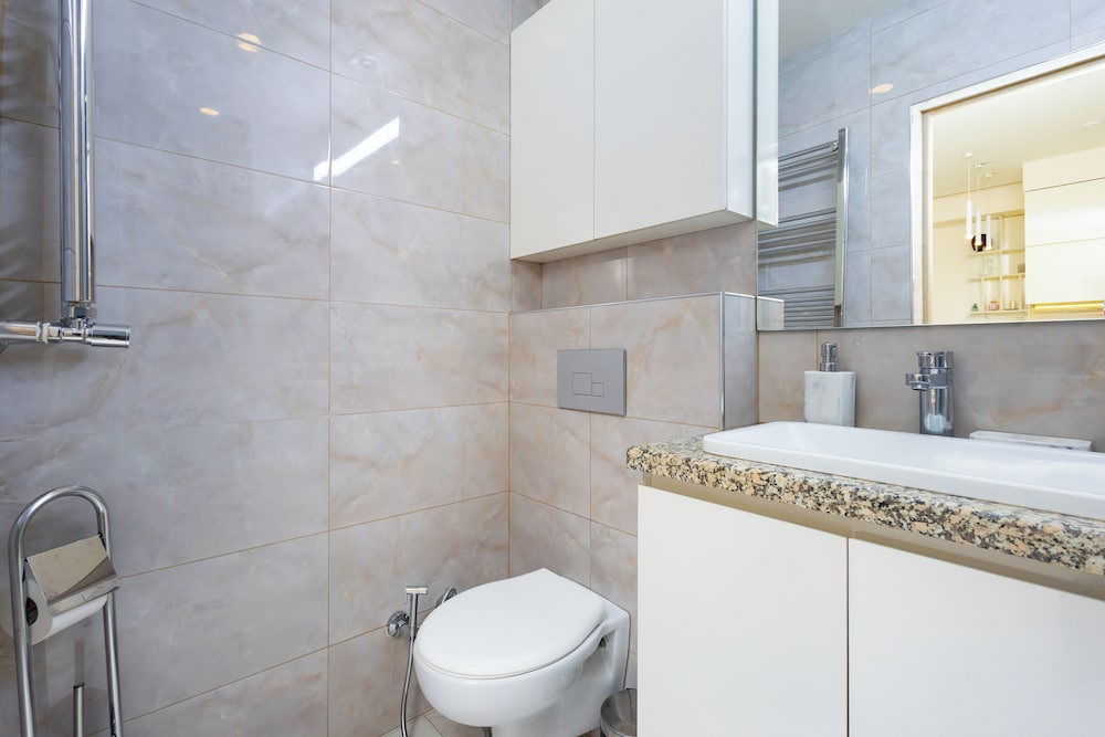 Aparthotel by Luxe Group KO16
