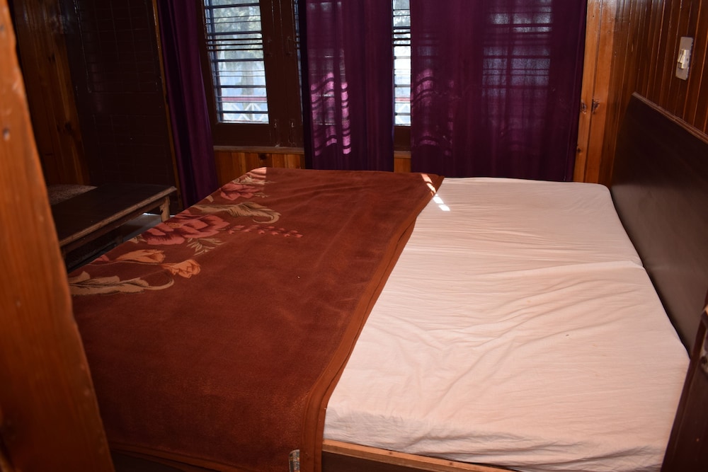 Hotel Dogra Residency Bar and Resturant