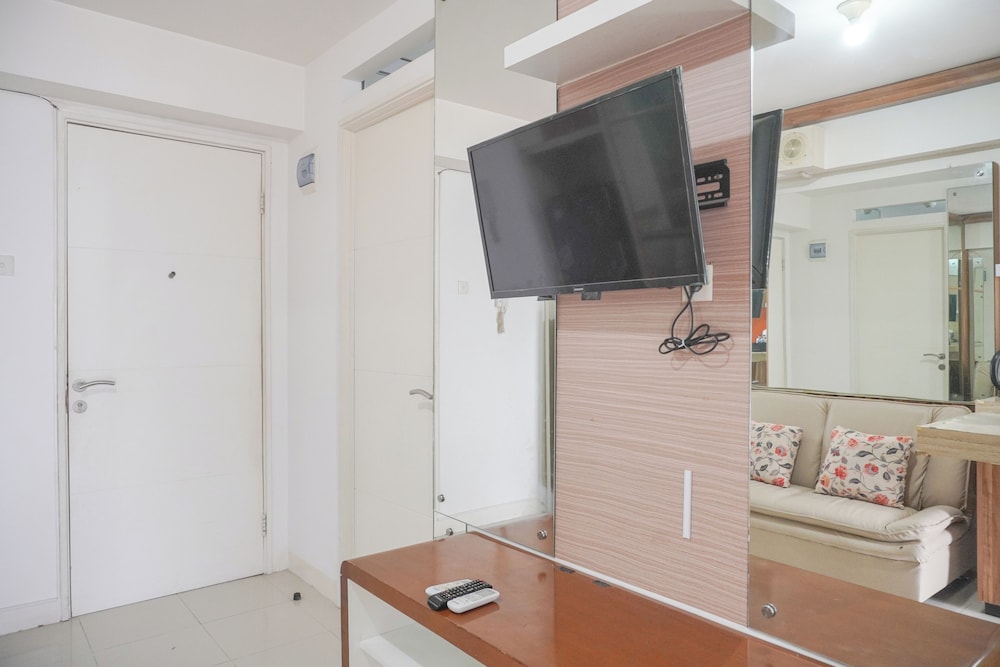Homey And Strategic 2Br At Bassura City Apartment