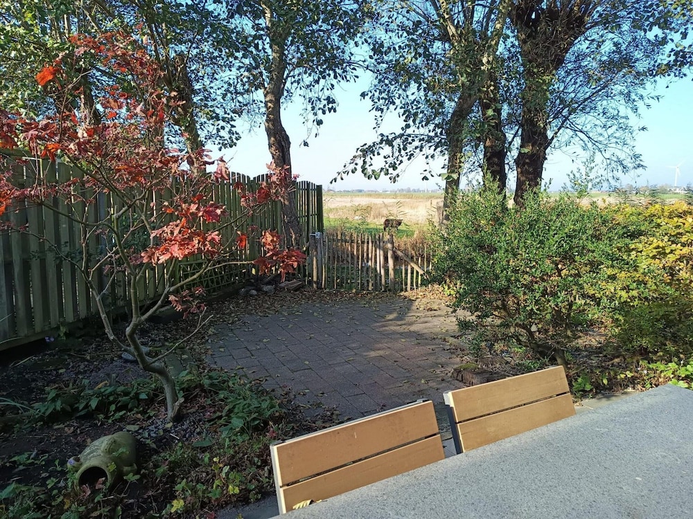 Cozy Holiday Home in Sint Maartenszee