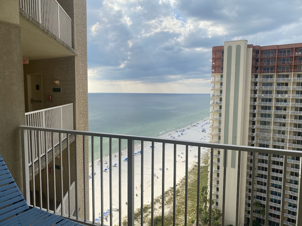 Shores of Panama Beach Resort