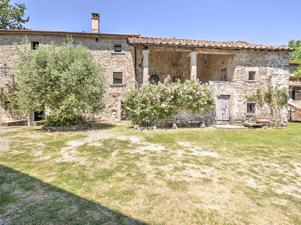 Comfy Home in San Godenzo With Lake Nearby view 4