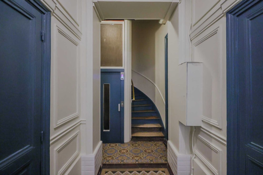 Charming AC Studio Center of Paris