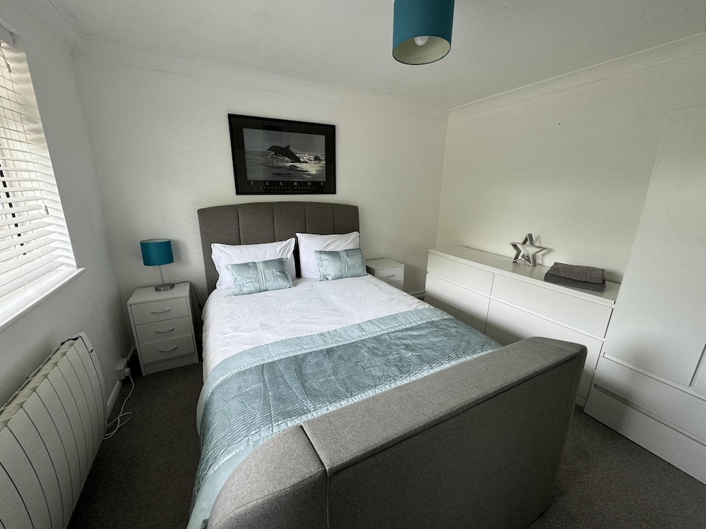 Perfect Folkestone Bolthole Close to Euro Tunnel view 4