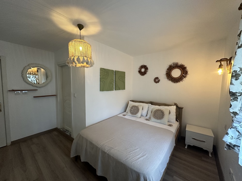 Heros Hotels Bozcaada - Image 39