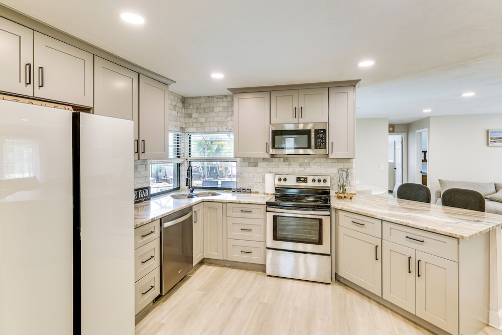 Sleek Family Home w/ Pool & Hot Tub in Fort Myers!