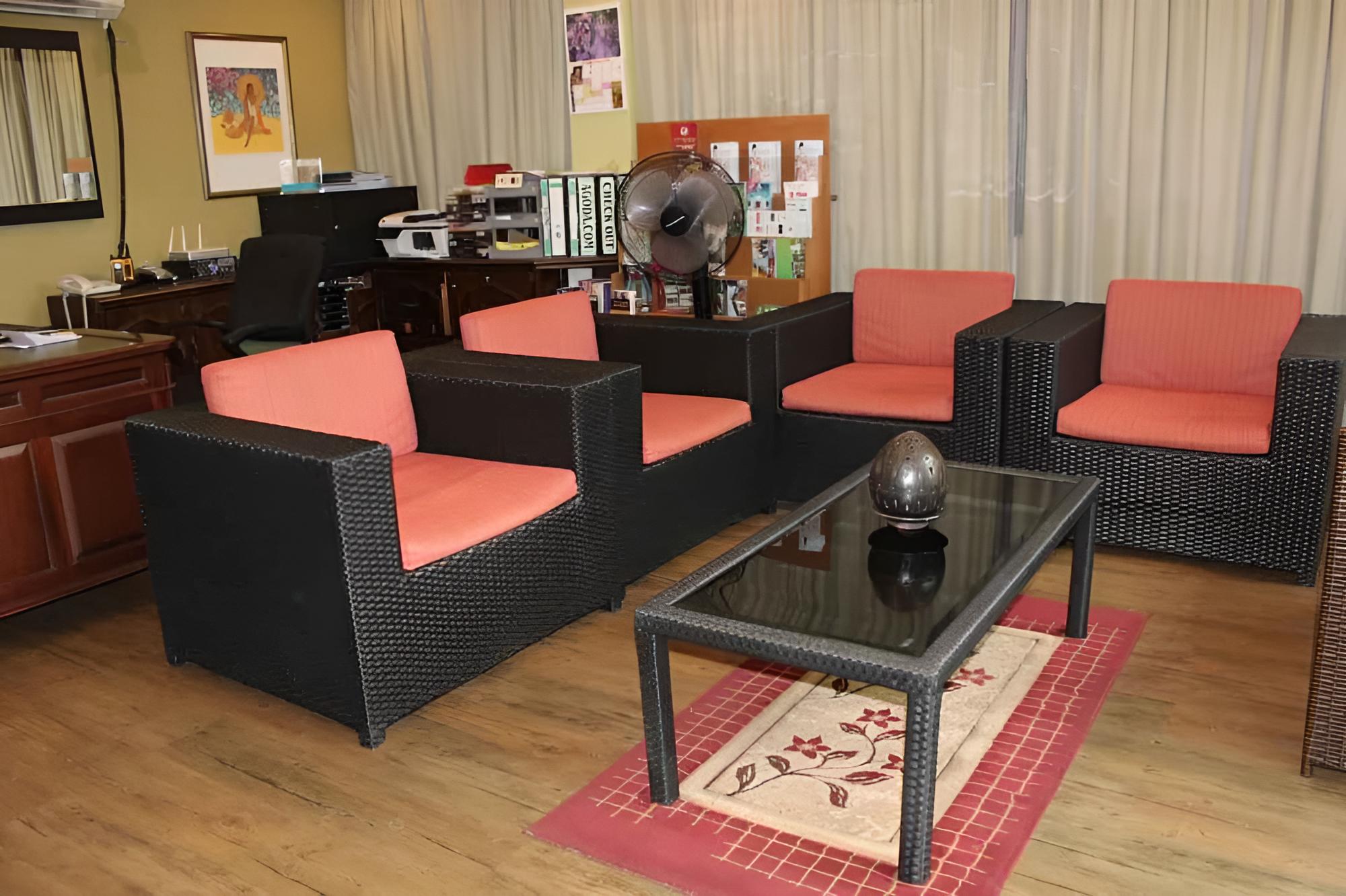 Hotel Nanas Inn