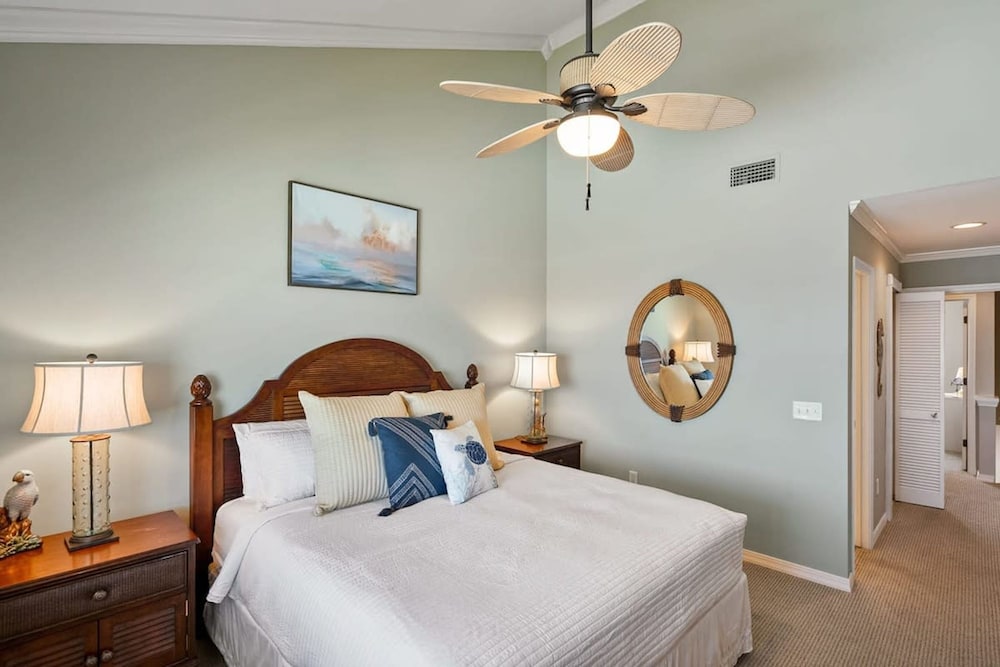Oceanfront Patio Pool Tennis BBQ Free Parking