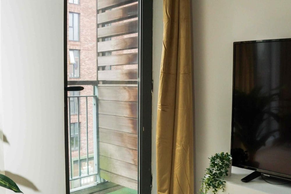 2br-sleeps5-cityview-freeparking-citycentre
