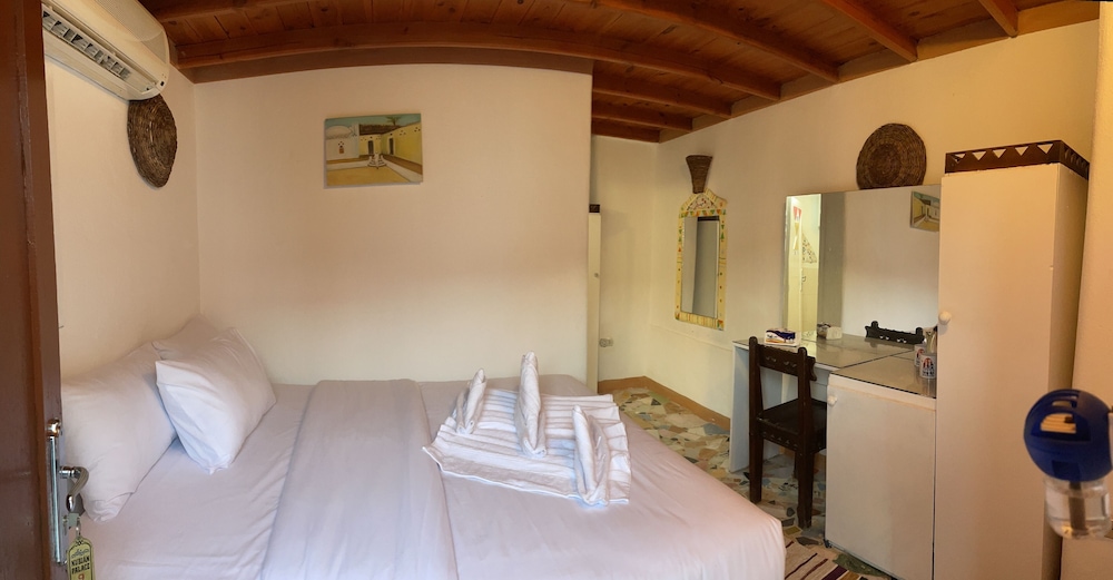Nubian Palace Eco Lodge - A Nubian Home Since 1959