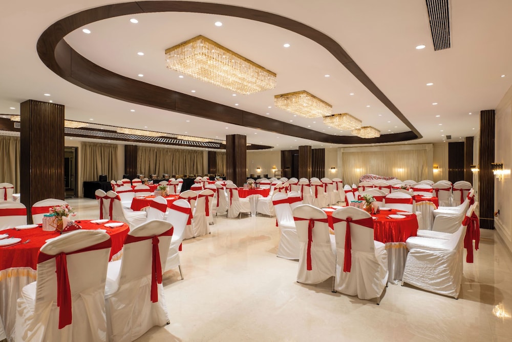 Hotel Kingsway Continental Raipur