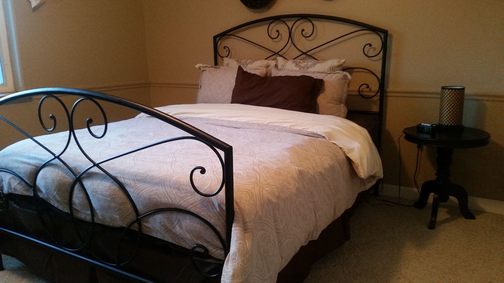 Alaska Haven - Property Image 34