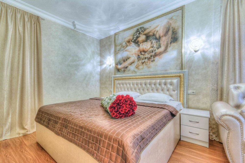 Kapriz Hotel