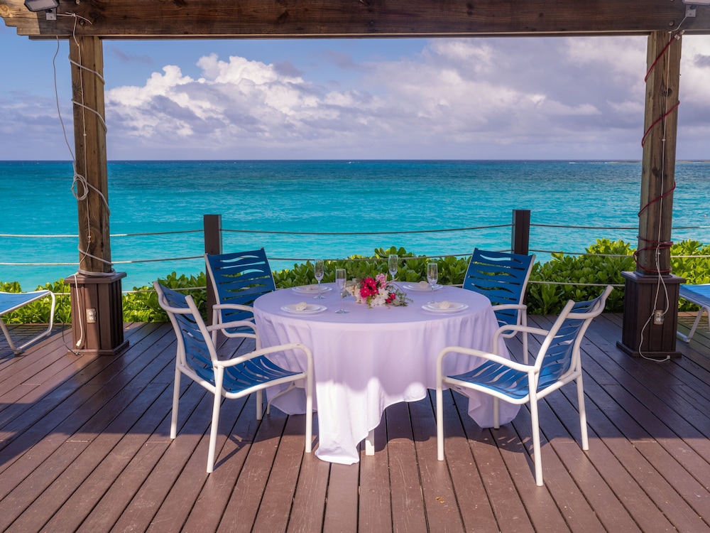Paradise Island Beach Club