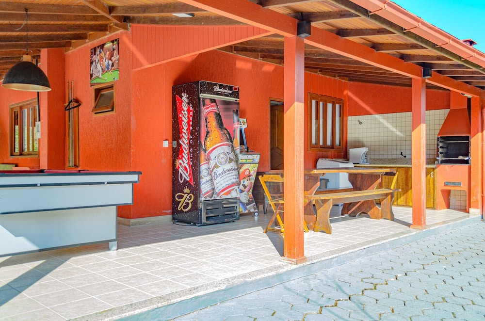 Casa de Campo c Lareira Jogos e Piscina Aquecida