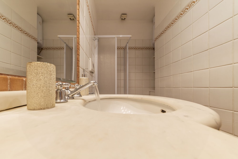 Piazza di Spagna Stylish Flat