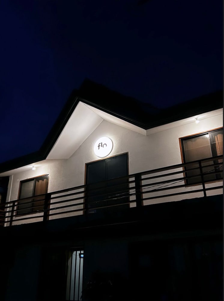 Flo Bed and Breakfast