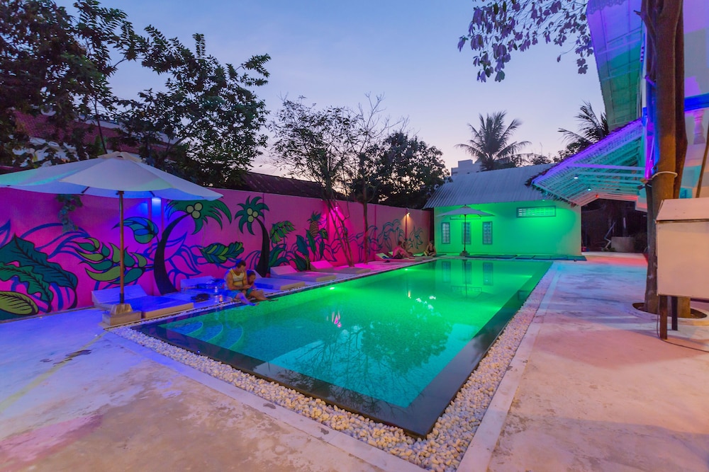 Kafu Hostel & Pool