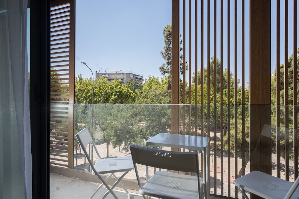 LIV Athinum 1 - Luxury Apartment 1B