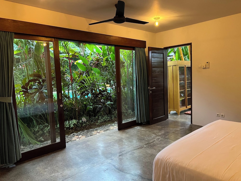 Joyously Raw Villas