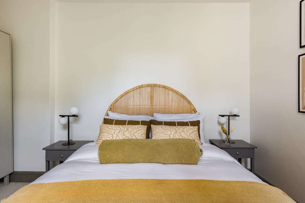 The Kensington And Chelsea Classic - Glamorous 2bdr Flat