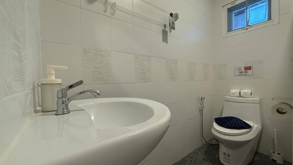 Valley 41 - 2 bdr Private Villa Near Phuket Town