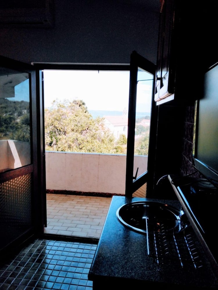 Sea View - A2 view 5