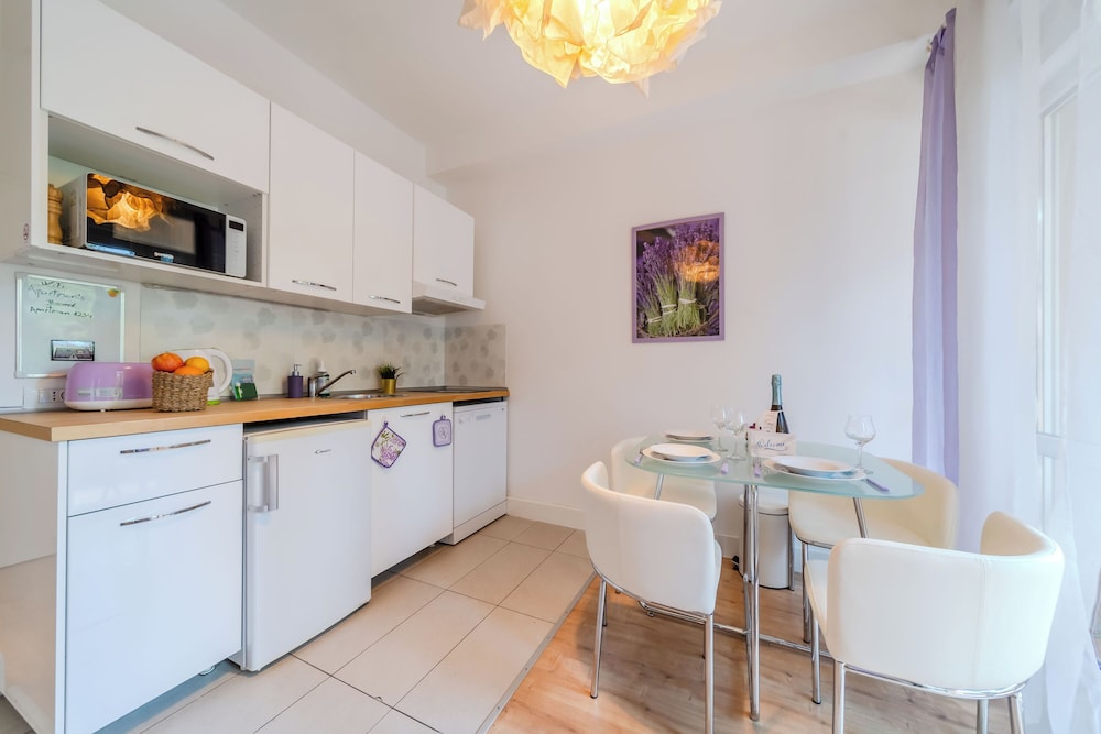 Lavanda Apartment With Terrace