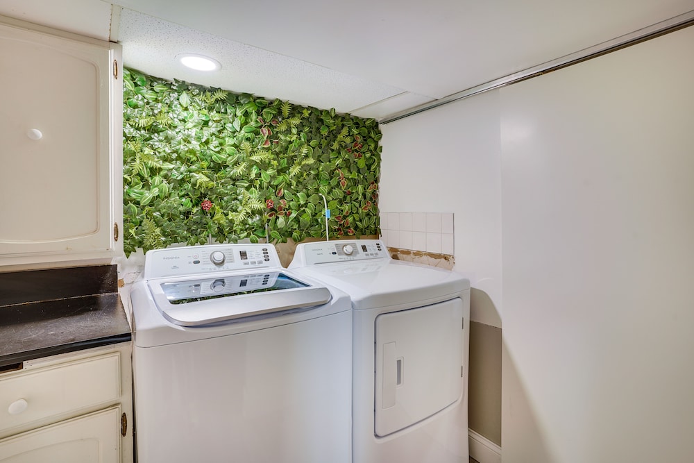 Minneapolis Home: Mins From US Bank Stadium More - Property Image 9