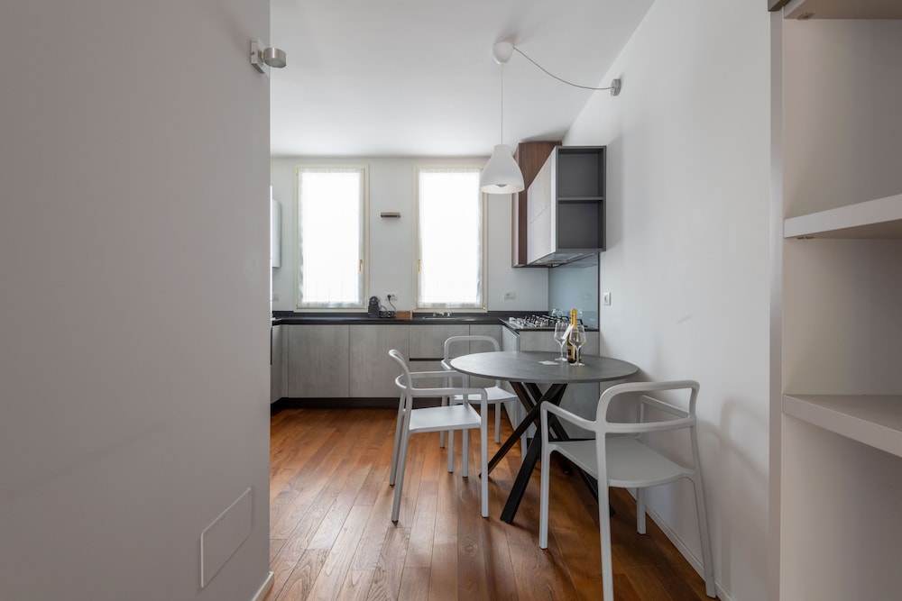 Milano Apartments S.Agostino