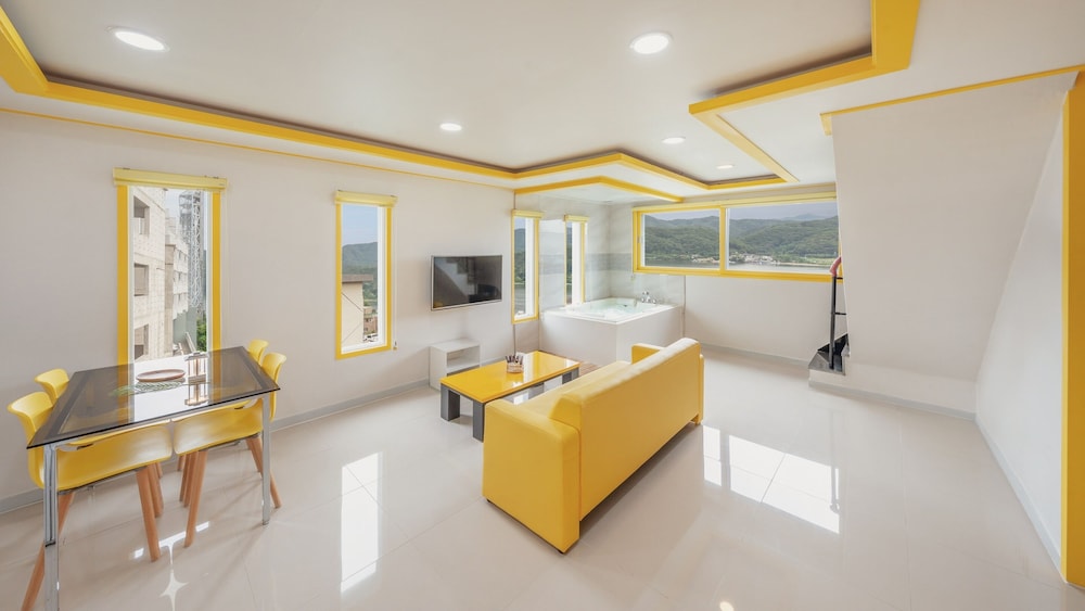 Gapyeong The Hue Spa Pension