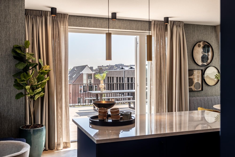 Delft Escape With Rooftop and Wifi