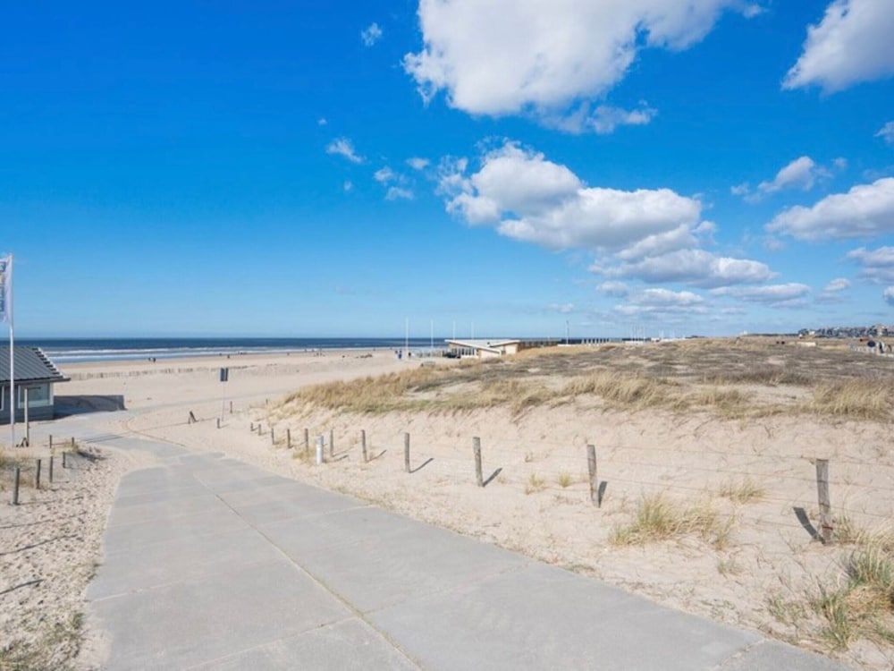 Beautiful Holiday Home Near sea in Katwijk view 4