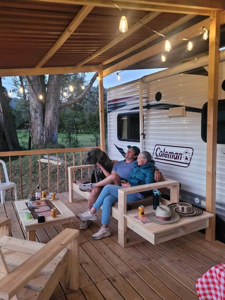 CAMPER HOUSE COL