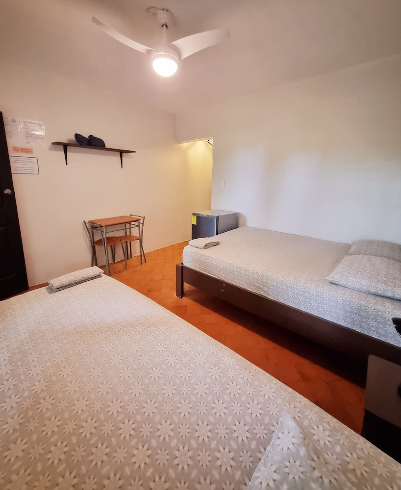 Casa Pura Vida Surf Hostel