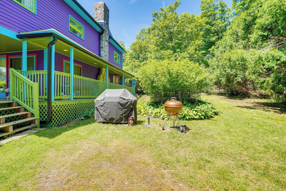 Family-friendly Richmond Cottage w/ Private Yard