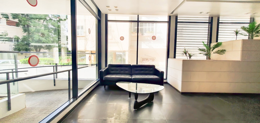 Charming 2 Bdr Apt Terrace Gordon TL61 view 4