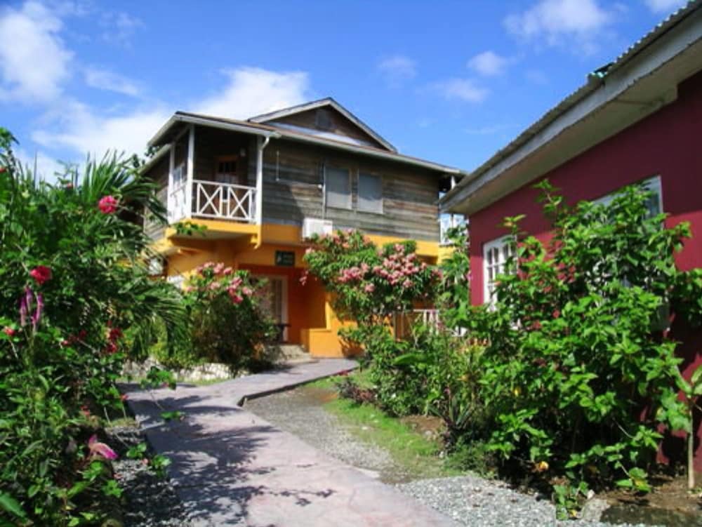 Bay View Eco Resort  Spa - Property Image 1